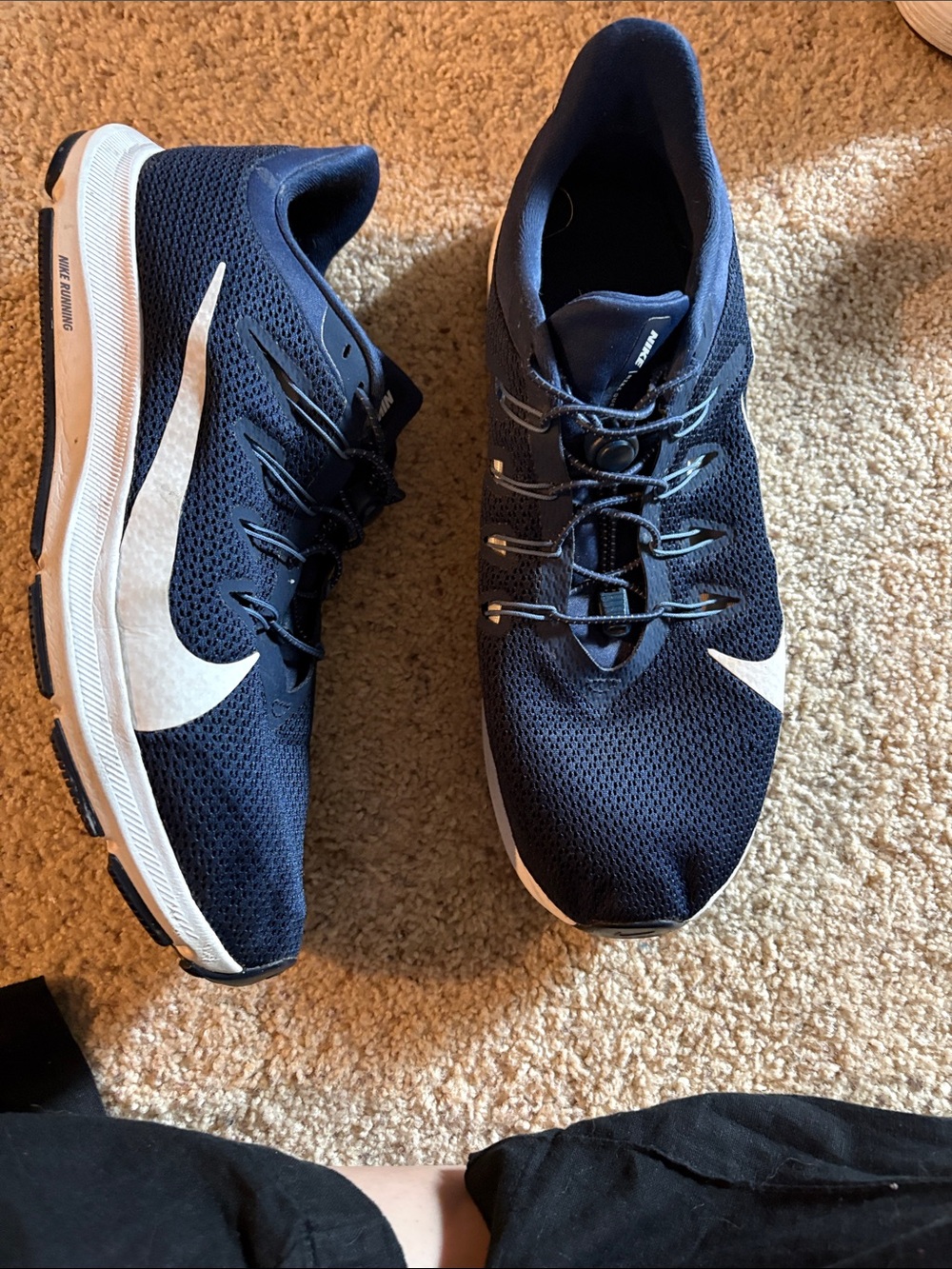 Nike Men’s Athletic Shoes - Navy and White - Picture 3 of 5